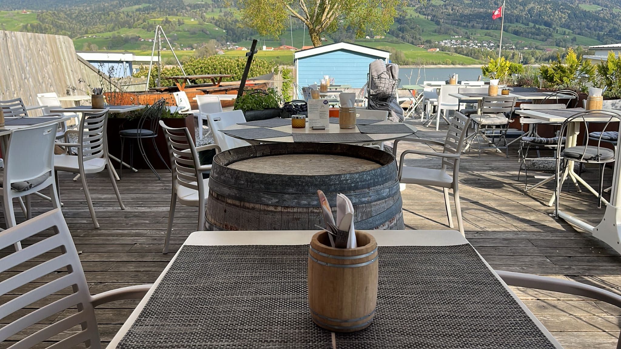 A remettre buvette saisonnière idéalement située au bord du Lac de Gruyères