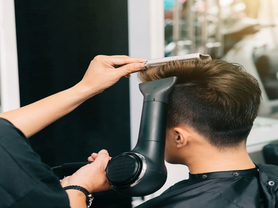 Salon de coiffure à vendre à Neuchâtel, place de parc