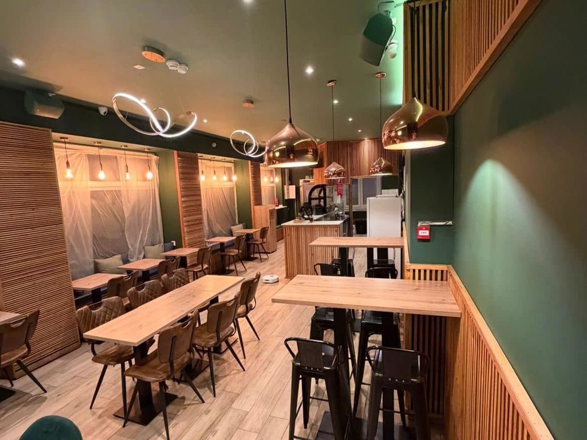 Bar à café avec terrasse à vendre à Neuchâtel