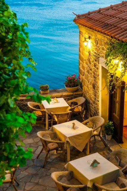 Restaurant mit Seeblick-Terrasse zu verkaufen, Bourg-en-Lavaux